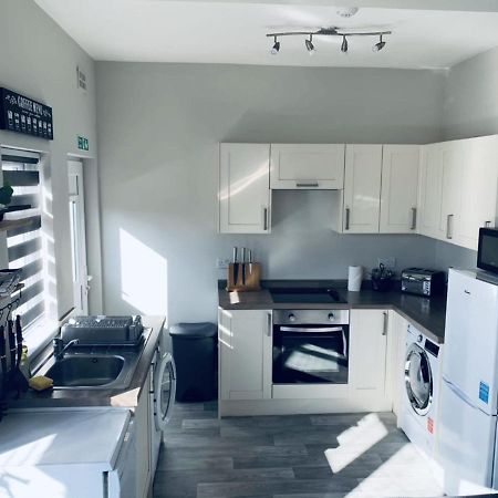 Kim Family Holiday Get-Away 4 Bedrooms 2 Baths Blackpool Exterior foto