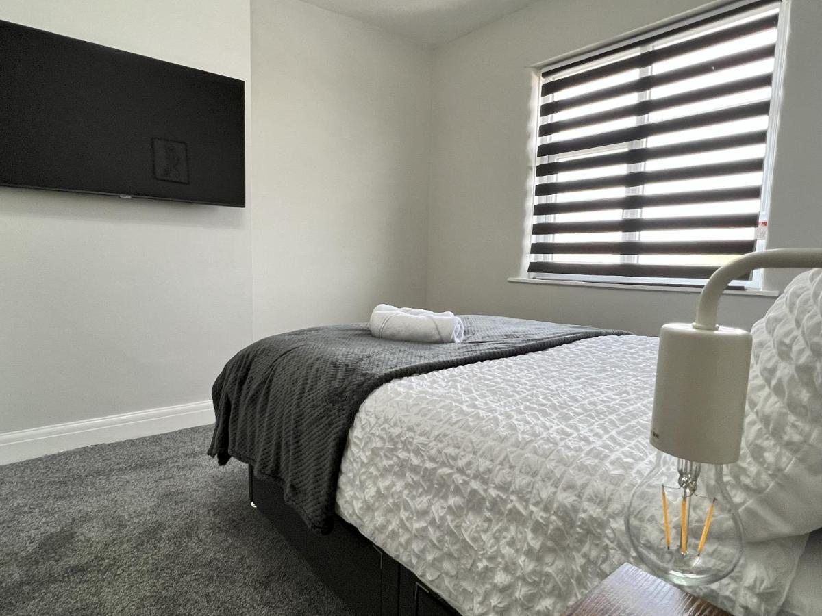 Kim Family Holiday Get-Away 4 Bedrooms 2 Baths Blackpool Exterior foto