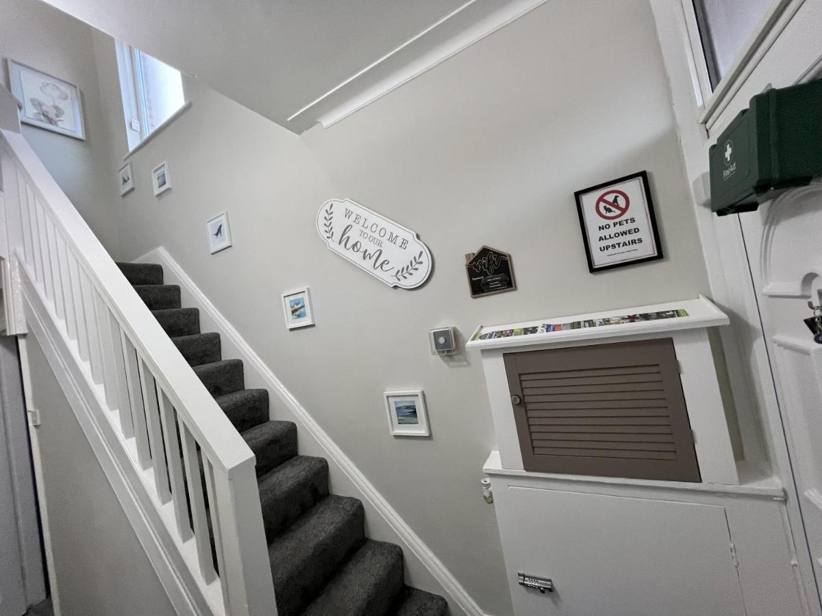 Kim Family Holiday Get-Away 4 Bedrooms 2 Baths Blackpool Exterior foto